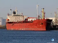 Nafta-/keemialaev müügiks