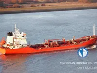 Nafta-/keemialaev müügiks