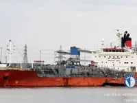 Nafta-/keemialaev müügiks
