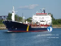 Nafta-/keemialaev müügiks