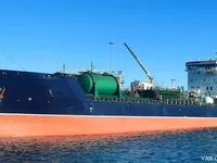 Nafta-/keemialaev müügiks