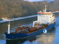 Nafta-/keemialaev müügiks