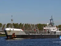 Nafta-/keemialaev müügiks