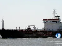 Nafta-/keemialaev müügiks