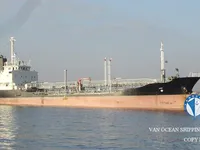 Nafta-/keemialaev müügiks