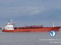 Nafta-/keemialaev müügiks