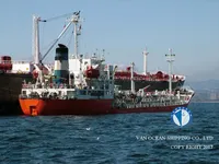 Nafta-/keemialaev müügiks