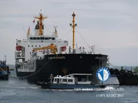 Nafta-/keemialaev müügiks