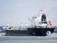 Nafta-/keemialaev müügiks