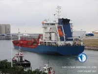 Nafta-/keemialaev müügiks