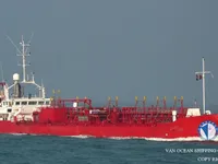 Nafta-/keemialaev müügiks