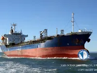 Nafta-/keemialaev müügiks