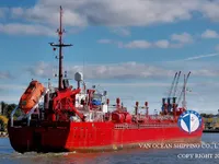 Nafta-/keemialaev müügiks
