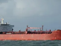 Nafta-/keemialaev müügiks