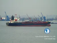Nafta-/keemialaev müügiks