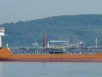 Nafta-/keemialaev müügiks