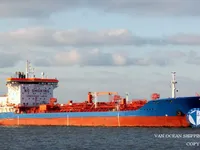 Nafta-/keemialaev müügiks