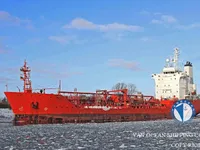 Nafta-/keemialaev müügiks