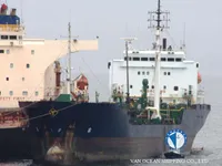 Nafta-/keemialaev müügiks