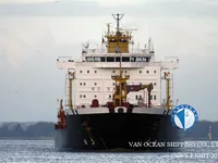Nafta-/keemialaev müügiks