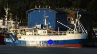 Laev kalatöötlemiseks ja transpordiks müügiks