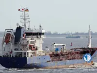 Nafta-/keemialaev müügiks