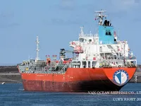 Nafta-/keemialaev müügiks