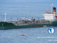 Nafta-/keemialaev müügiks