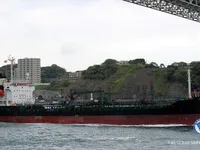 Nafta-/keemialaev müügiks