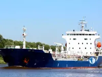 Nafta-/keemialaev müügiks