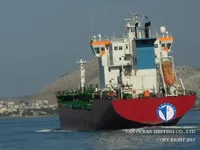 Nafta-/keemialaev müügiks