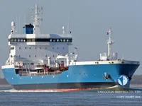 Nafta-/keemialaev müügiks