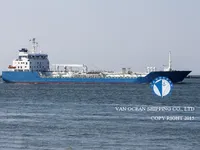Nafta-/keemialaev müügiks