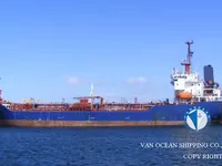 Nafta-/keemialaev müügiks