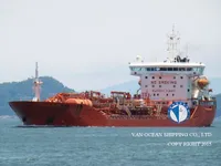 Nafta-/keemialaev müügiks