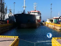 Nafta-/keemialaev müügiks