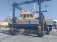 Nafta-/keemialaev müügiks