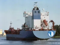 Nafta-/keemialaev müügiks