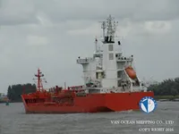 Nafta-/keemialaev müügiks