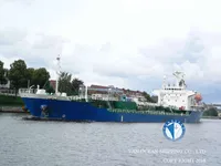 Nafta-/keemialaev müügiks