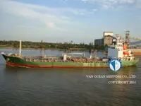 Nafta-/keemialaev müügiks