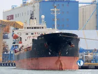 Nafta-/keemialaev müügiks