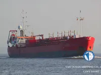 Nafta-/keemialaev müügiks
