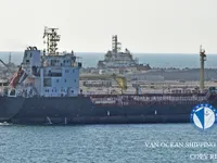 Nafta-/keemialaev müügiks