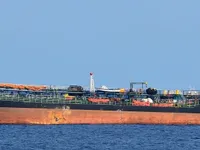 Nafta-/keemialaev müügiks
