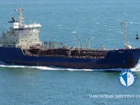 Nafta-/keemialaev müügiks