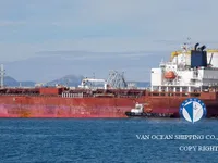 Nafta-/keemialaev müügiks