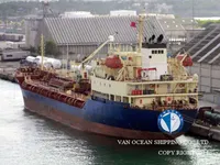 Nafta-/keemialaev müügiks