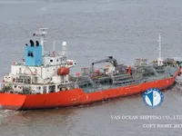 Nafta-/keemialaev müügiks