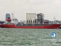 Nafta-/keemialaev müügiks